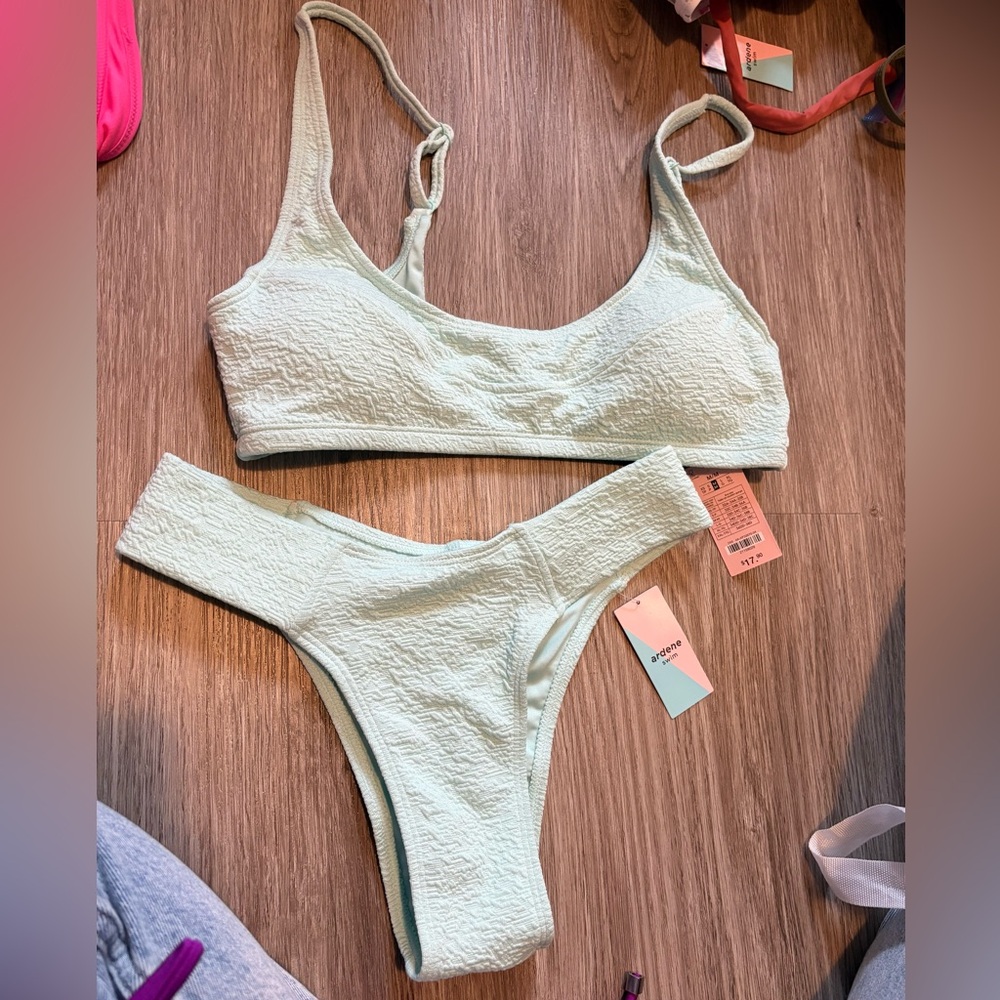 Bikini